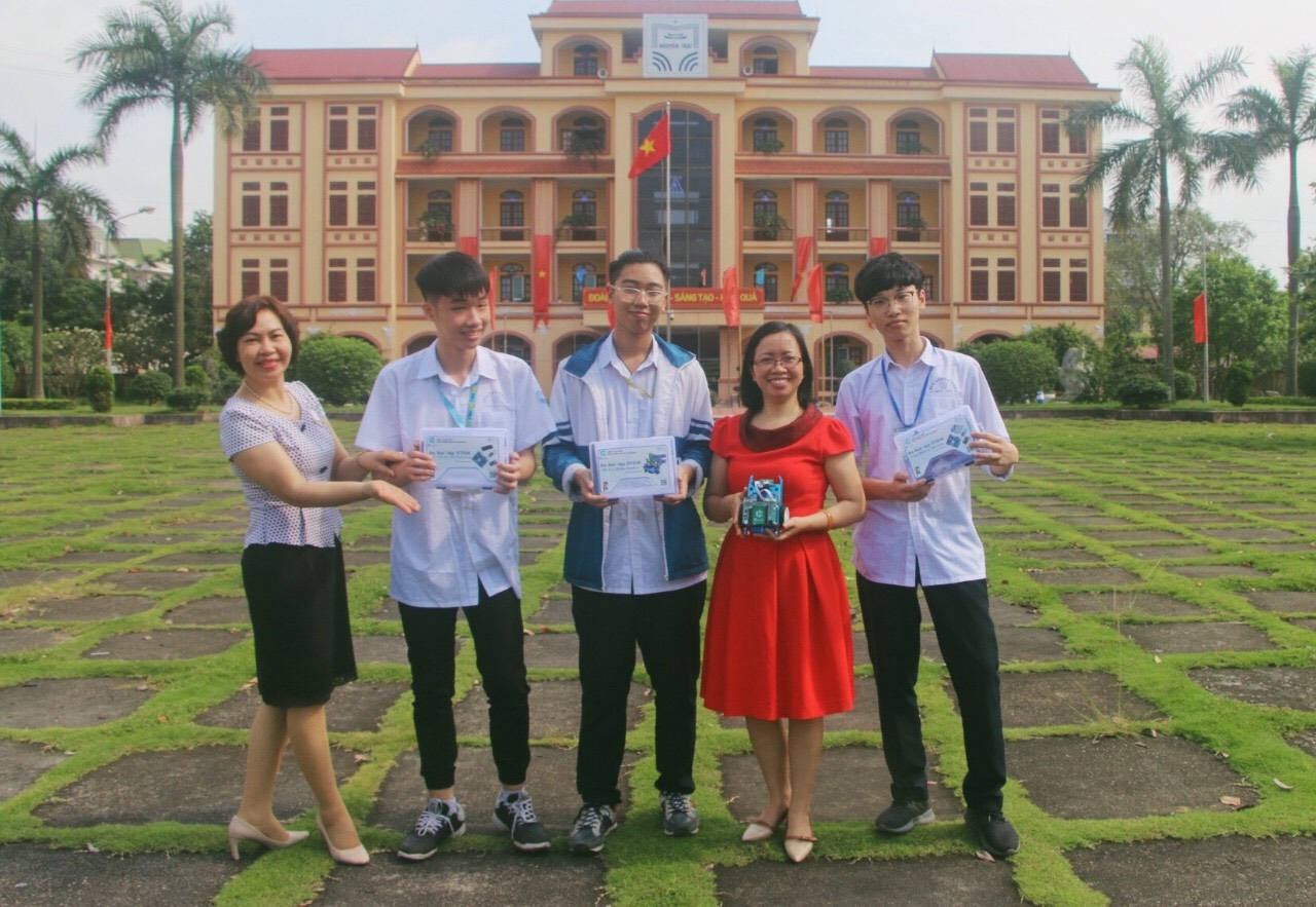 sản phẩm lắp mạch và lập trình còi báo khi có khí ga 